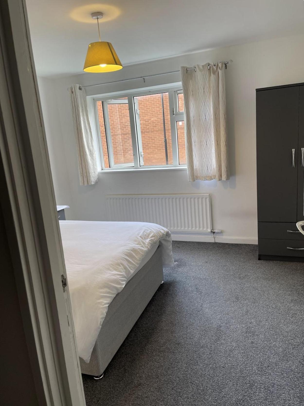 Homestays-Close To Coventry City And University I Free Parking I Wi-Fi 외부 사진